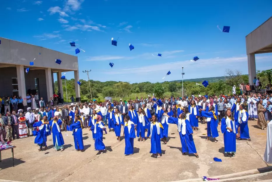 Homosha hats off graduation